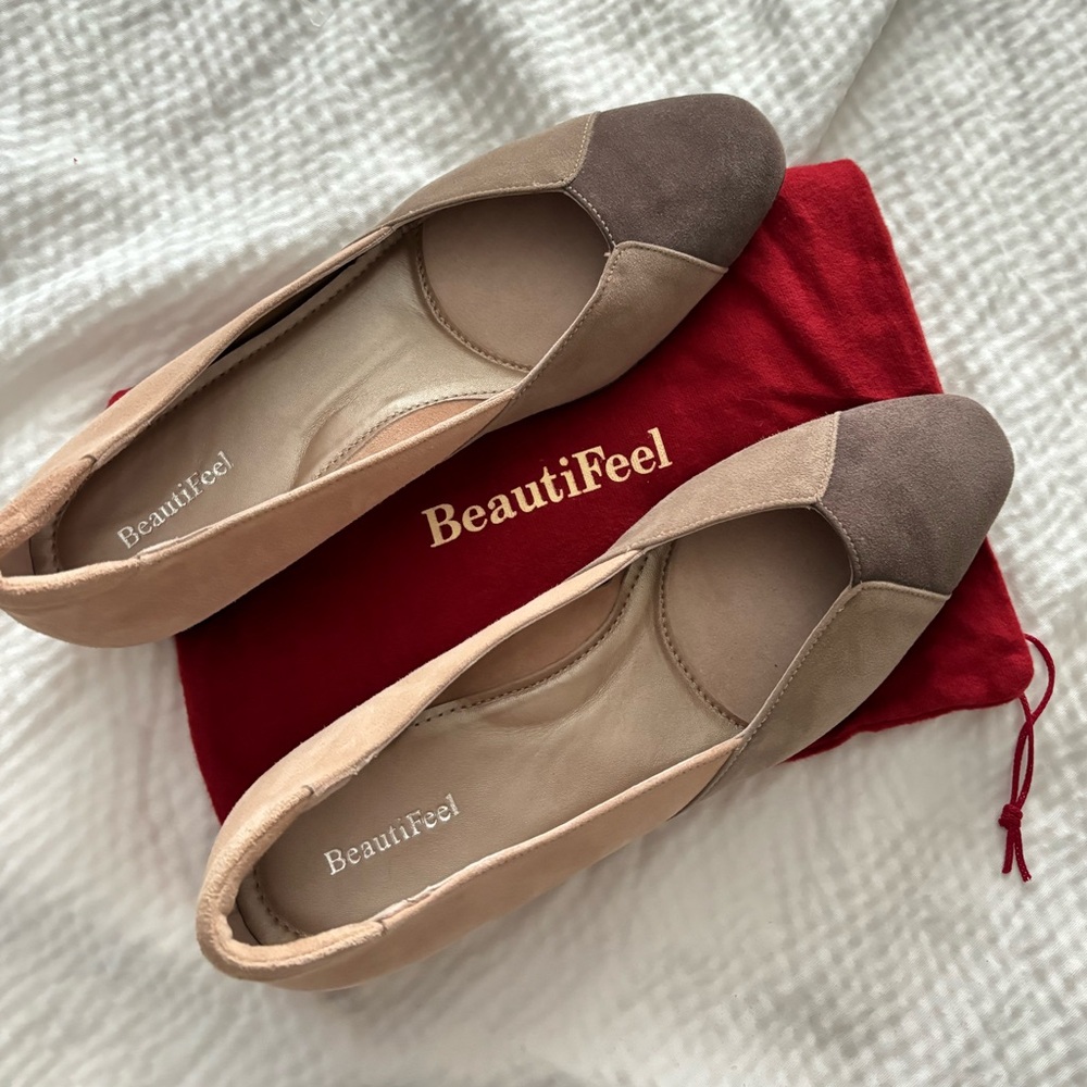 Beautifeel Saoirse Vintage Style Suede Colorblock Flats